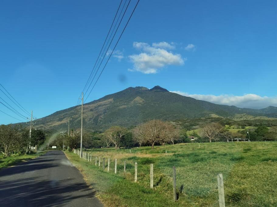 Greenhouse Loft Miravalles * Aguas Claras (Alajuela)