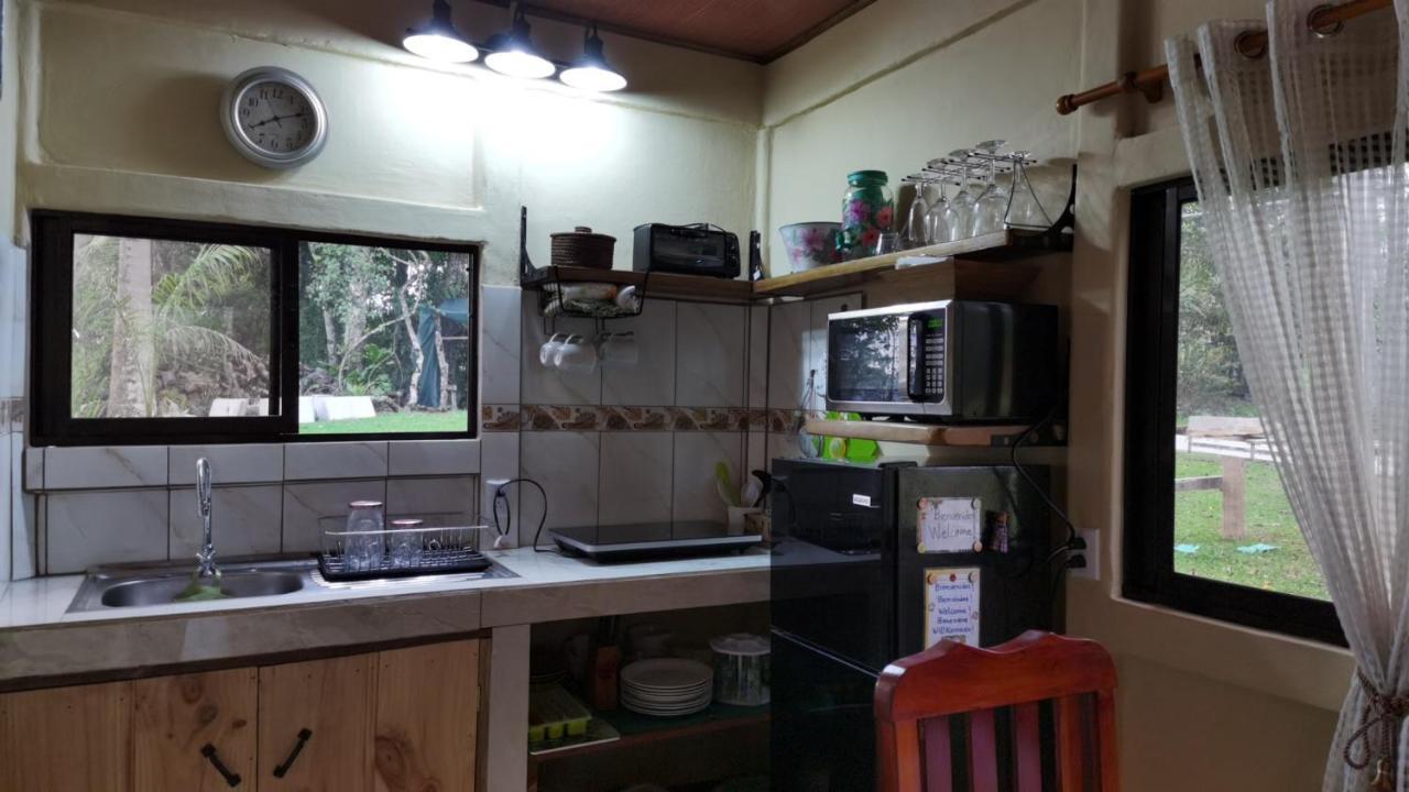 Greenhouse Loft Miravalles * Aguas Claras (Alajuela)