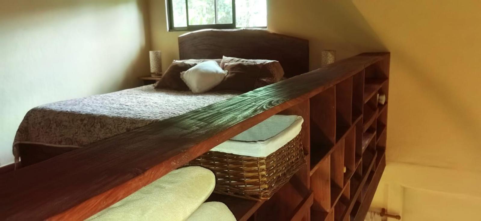 Greenhouse Loft Miravalles Chalet