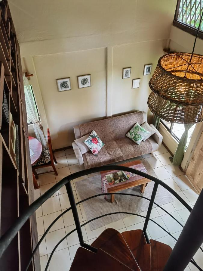 Chalet Greenhouse Loft Miravalles Aguas Claras (Alajuela)