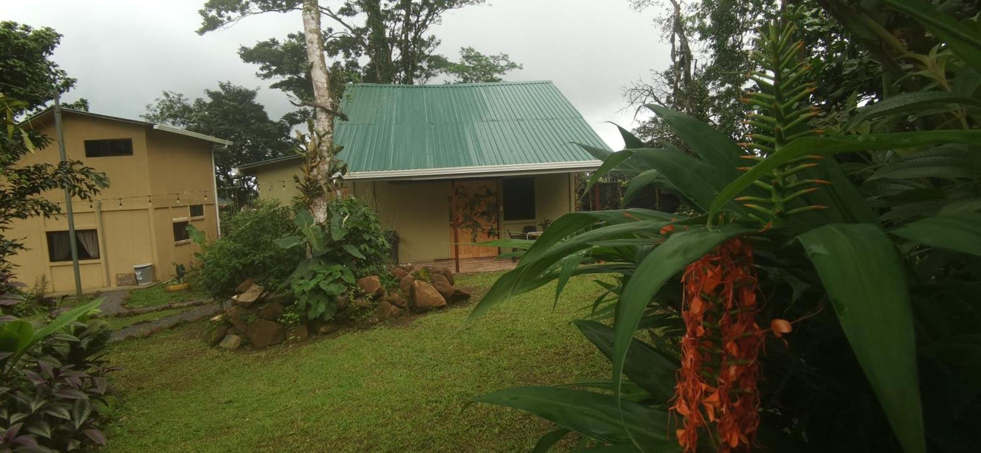 Greenhouse Loft Miravalles Chalet *